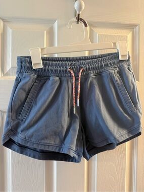 Athleta Girl All play shorts size XL/14
